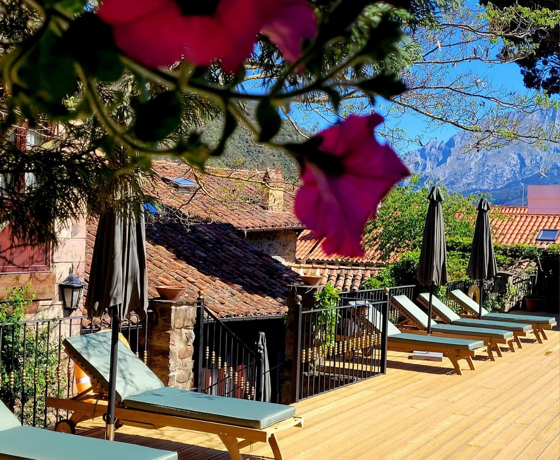 Apartamentos Villa De Potes Buitenkant foto