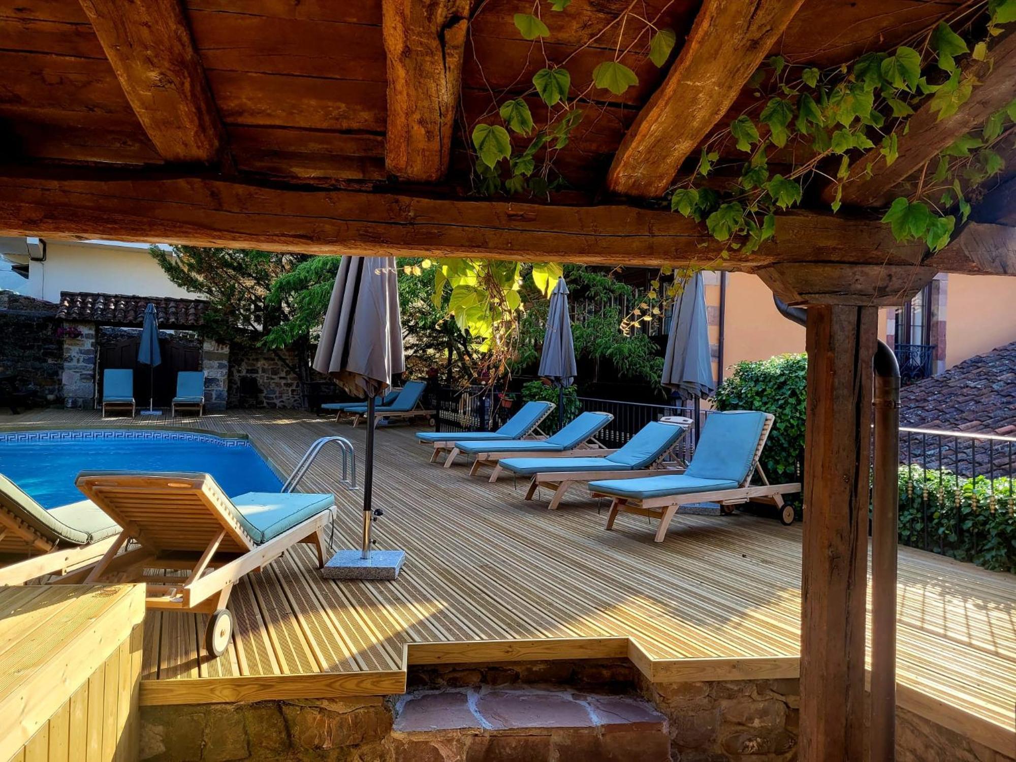 Apartamentos Villa De Potes Buitenkant foto