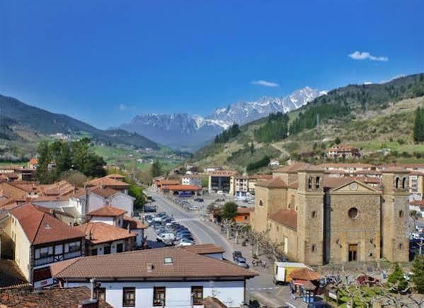 Apartamentos Villa De Potes Buitenkant foto