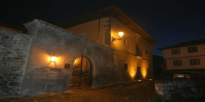 Apartamentos Villa De Potes Buitenkant foto